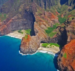 Honopu 2 Beach, Hawaii, USA